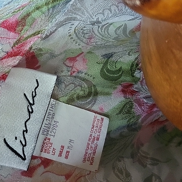 Floral robe - Picture 4 of 4